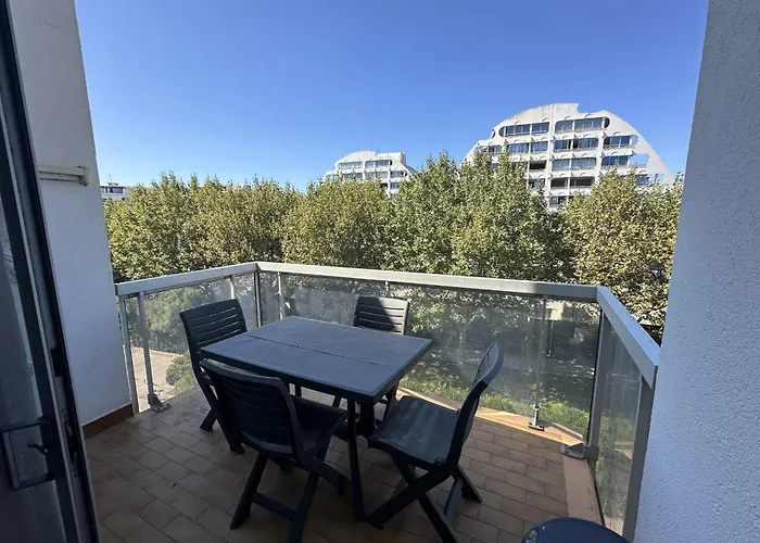 Beautiful Renovated T2 - Close To The Апартаменты Ла-Гранд-Мот