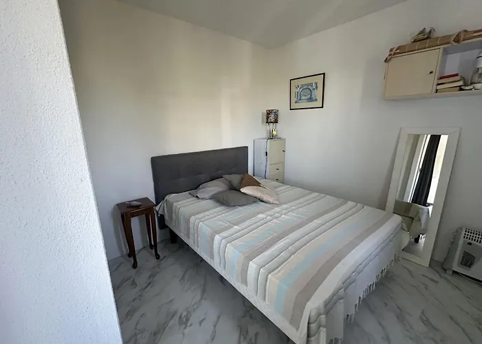 Апартаменты Beautiful Renovated T2 - Close To The *